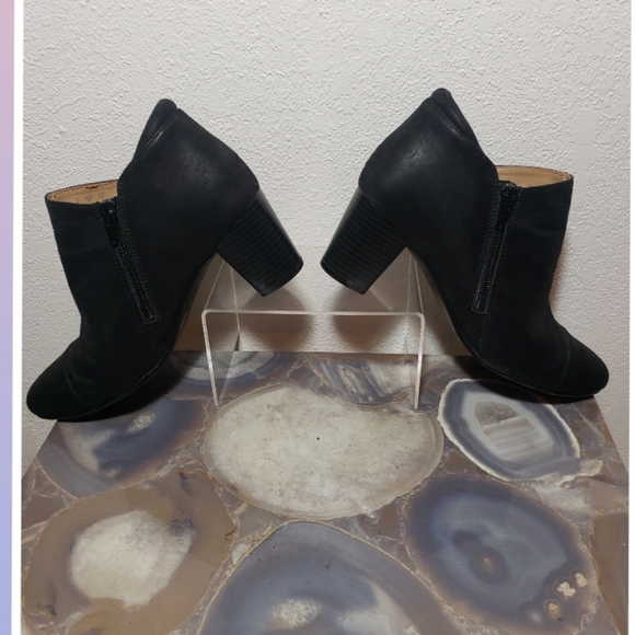 👢Naturalizer N5 comfort Bootie👢 - Picture 4 of 9